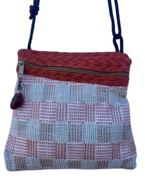 Handmade shoulder bag with double zippers