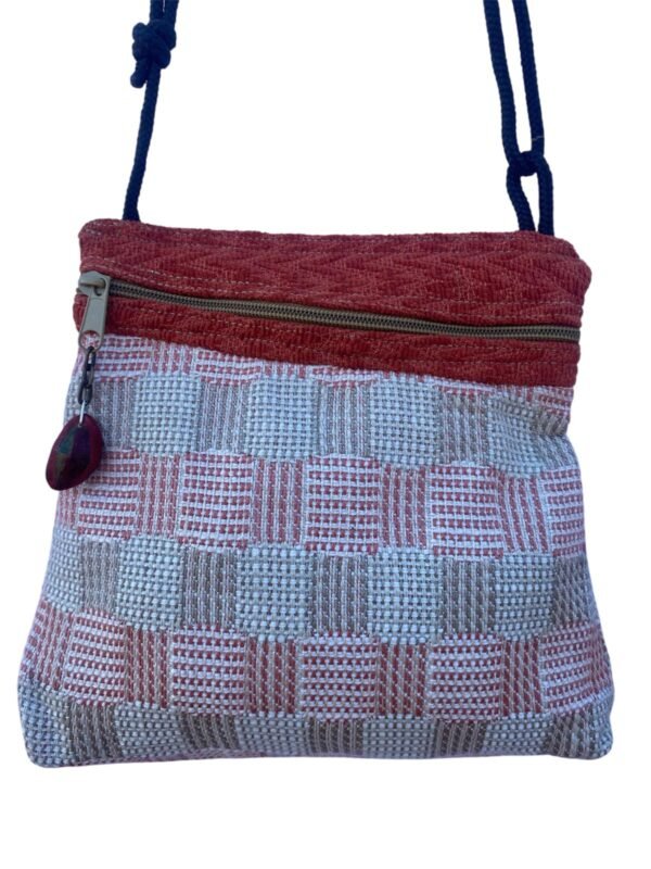 Handmade shoulder bag with double zippers